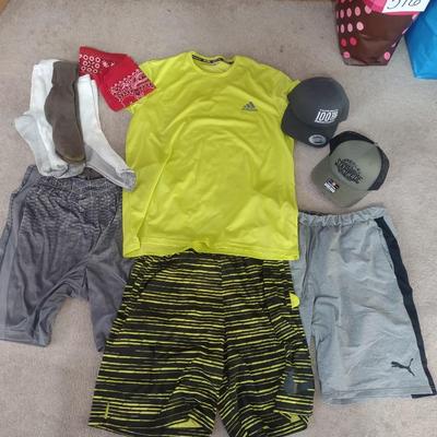 MENS WORKOUT CLOTHES