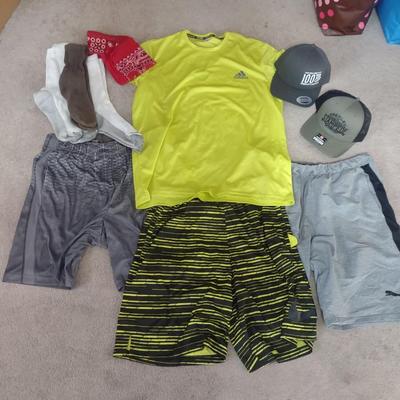MENS WORKOUT CLOTHES
