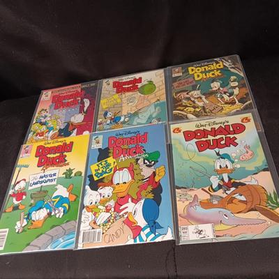 6 DONALD DUCK COMIC BOOKS