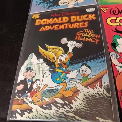 6 DONALD DUCK COMIC BOOKS