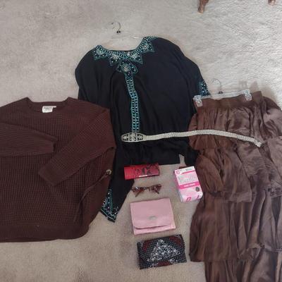 WOMENS SIZE M SKIRT, DRESS TOP (M) SWEATER (M) AZTEC DESIGN BELT, MAKEUP BAG SUNGLASSES