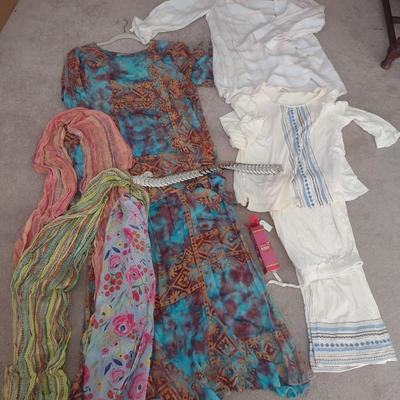 WOMENS PJ OUTFIT, COLORFUL SCARVES, MATCHING TOP AND BOTTOM