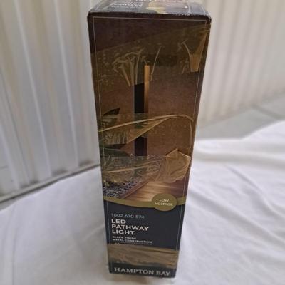 Four NIB Hampton Bay LED Pathway Lights (1050-SD)