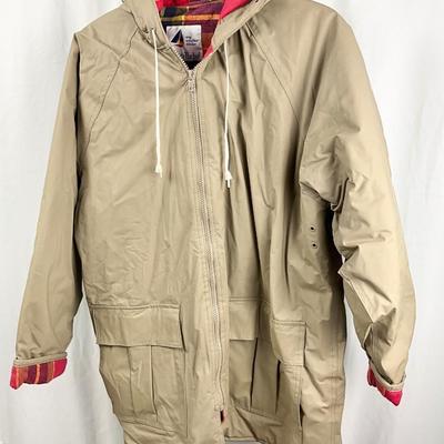 Lot N 402 Misty Harbor Rain Jacket & Cuddl Duds Plush Throw & Fleece Throw