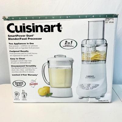 Lot R 407 Cuisinart Smart Power Duet Blender/Food Processor