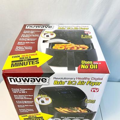 Lot R 411 Nuwave Brio 3 Qt. Air Fryer