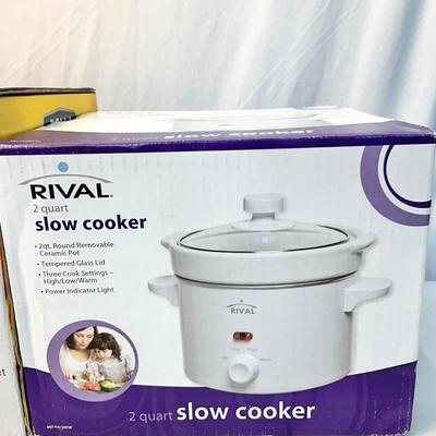 Lot S 416 NIB Bella 1.5 L Deep Fryer & NIB Rival Slow Cooker 2 Qt.