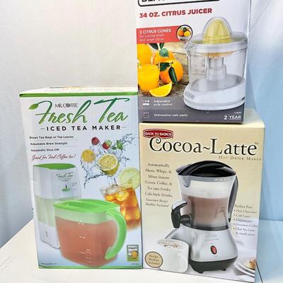 Lot S 419 NIB Mr. Coffee Fresh Tea, Iced Tea Maker /NIB Back to Basics Cocoa-Latte, Hot Drink Maker / Black&Decker 34oz Citrus Juicer