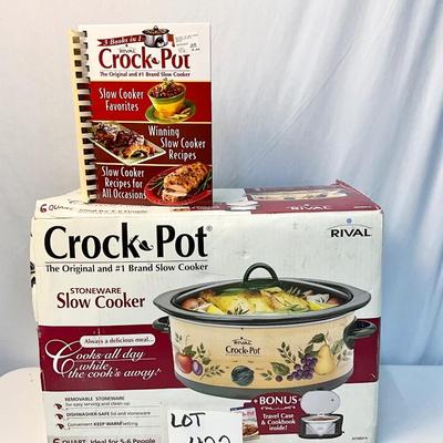 Lot S 422 NIB Rival 6 Qt. Crock-Pot & Cookbook
