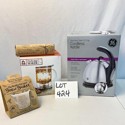 Lot S 424 NIB GE Cordless Stainless Steel 10 Cup Kettle & Perfect Tea Maker