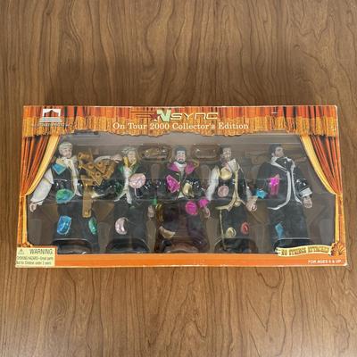 LOT 3A: 2000 All Entertainment Inc. N'SYNC On Tour 2000 Collectible Marionettes NRFB