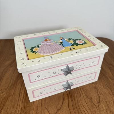 LOT 13A: Wizard of Oz Collectibles - 1995 Enesco Plaque, Musical Ruby Slippers Jewelry Box, 2000 "Boyds Goes to Oz" & 2000...