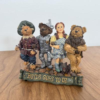 LOT 13A: Wizard of Oz Collectibles - 1995 Enesco Plaque, Musical Ruby Slippers Jewelry Box, 2000 "Boyds Goes to Oz" & 2000...