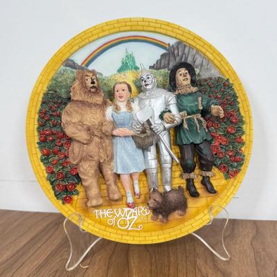 LOT 13A: Wizard of Oz Collectibles - 1995 Enesco Plaque, Musical Ruby Slippers Jewelry Box, 2000 "Boyds Goes to Oz" & 2000...