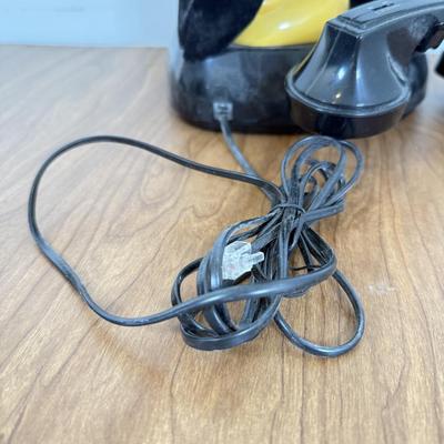 LOT 14A: 1997 Telemania M.C. Mickey Animated Talking Telephone