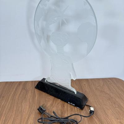 LOT 16A: 1996 Universal Studios E.T. the Extra Terrestrial Limited Edition 15th Anniversary Etched Lighted Display