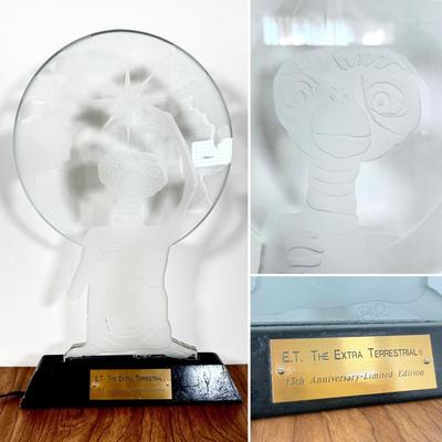 LOT 16A: 1996 Universal Studios E.T. the Extra Terrestrial Limited Edition 15th Anniversary Etched Lighted Display