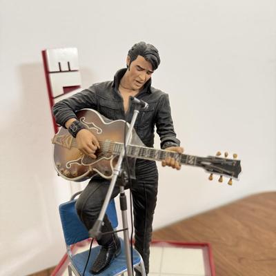 LOT 19A: Elvis Presley Collectibles - Bradford Exchange Aloha from Hawaii Guitar Plate, Ardleigh Elliott Music Box, McFarlan Toys...