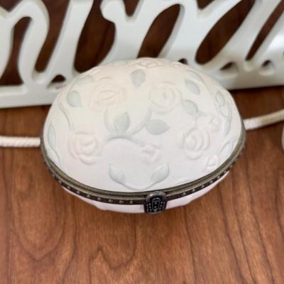 LOT 20A: Department 56 Snowbabies Display Sleigh & Trinket Box Collection