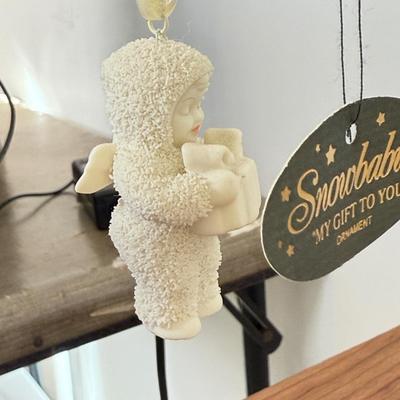 LOT 21B: Department 56 Snowbabies - Frosty Frolic Ice Palace, Ornaments w/ Cardinal Display Tree & Cream Bottle Brush Trees