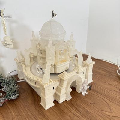 LOT 22B: Department 56 Snowbabies - Crystal Ice Palace, Ornaments w/ Cardinal Display & Cream Bottle Brush Trees