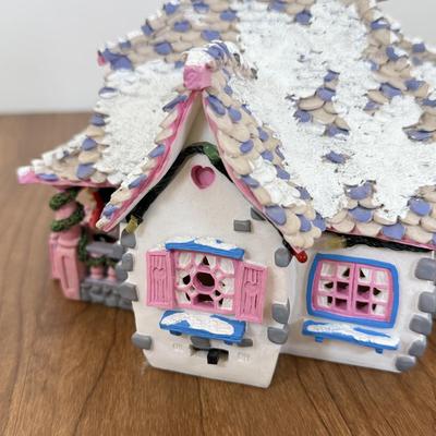 LOT 29B: Disney Toontown Christmas Village - Minnie's House