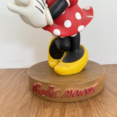 LOT 35B: 21" Disney Minnie Mouse Statue
