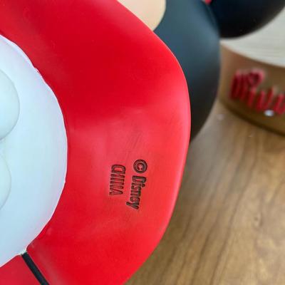 LOT 35B: 21" Disney Minnie Mouse Statue