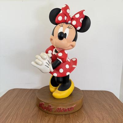 LOT 35B: 21" Disney Minnie Mouse Statue