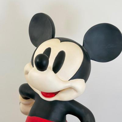 LOT 36B: 20" Disney Mickey Mouse Statue