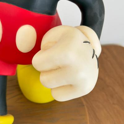 LOT 36B: 20" Disney Mickey Mouse Statue