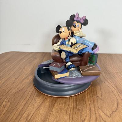 LOT 41B: Disney Gallery Markrita Mickey & Minnie Photo Album Statue Trinket Box