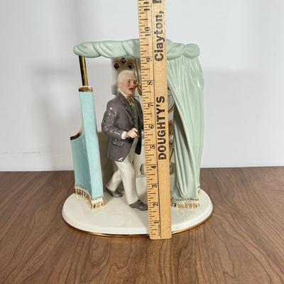LOT 42B: Lenox Wizard of Oz The Wizard Porcelain Statue w/ COA & Box