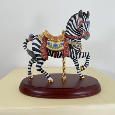 LOT 44B: Beautiful Lenox Carousel Zebra Sculpture w/ Box & COA