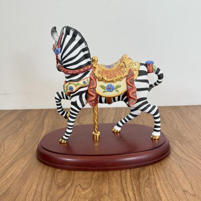 LOT 44B: Beautiful Lenox Carousel Zebra Sculpture w/ Box & COA