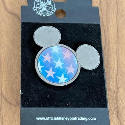 LOT 50A: Walt Disney World Pin Trading Bag w/ Collection of Disney Trading Pins including LE500 Mickey Dancing w/ Minnie Playing Piano