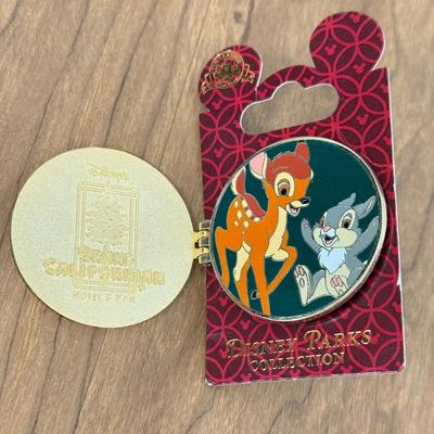 LOT 50A: Walt Disney World Pin Trading Bag w/ Collection of Disney Trading Pins including LE500 Mickey Dancing w/ Minnie Playing Piano