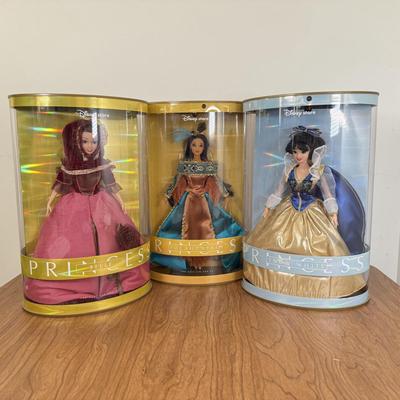 LOT 53B: 1997 Disney Store Princess Dolls NRFB - Pocahontas, Belle, Snow White