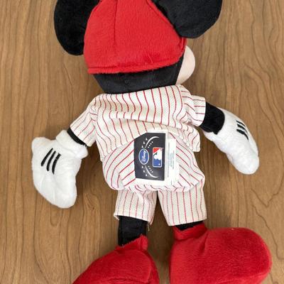 LOT 58B: Disney MLB Philadelphia Phillies Collectibles - Mickey Plush & Bobble Dobbles Mickey Bobblehead