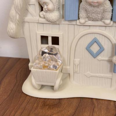 LOT 60B: Department 56 Disney Snowbabies Guest Collection Hand Numbered "Snow White and the Seven Snowbabies" Limited Edition...