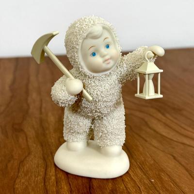 LOT 60B: Department 56 Disney Snowbabies Guest Collection Hand Numbered "Snow White and the Seven Snowbabies" Limited Edition...