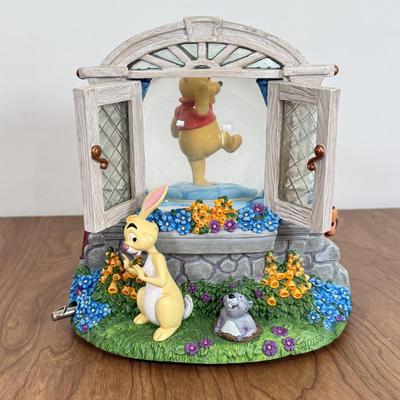 LOT 70B: Disney Winnie the Pooh Honeypot Musical Water Globe & Window Character Snowglobe