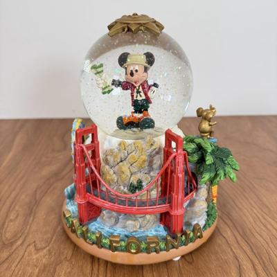 LOT 75B: Disney Snowglobes - Enesco "In the Good Old Summertime, California Adventure "California Here I Come" &...