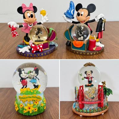 LOT 75B: Disney Snowglobes - Enesco "In the Good Old Summertime, California Adventure "California Here I Come" &...