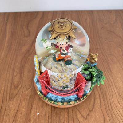 LOT 75B: Disney Snowglobes - Enesco "In the Good Old Summertime, California Adventure "California Here I Come" &...