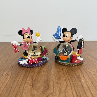 LOT 75B: Disney Snowglobes - Enesco "In the Good Old Summertime, California Adventure "California Here I Come" &...