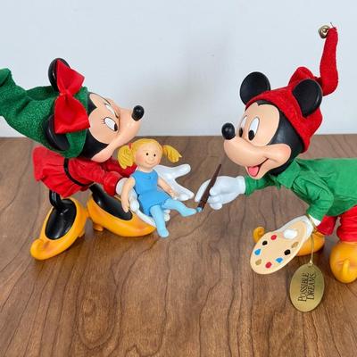 LOT 77B: Disney Clothique Possible Dreams Santas, Mickey & Minnie w/ Disney's Christmas Collection Train Photo Prames & Salt...
