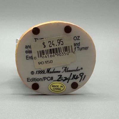 LOT 81B: Madam Alexander Wizard Of Oz Figurine Set