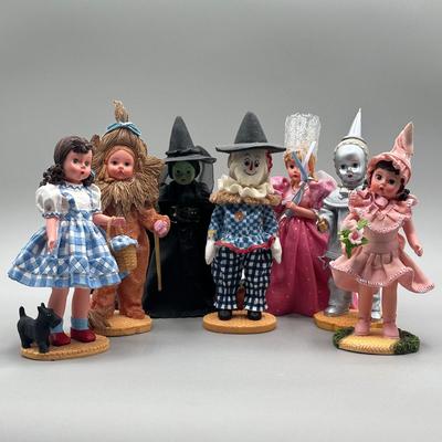 LOT 81B: Madam Alexander Wizard Of Oz Figurine Set