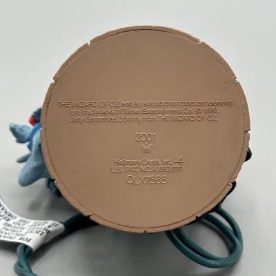 LOT 83B: The Wizard Of Oz/Hallmark Ornaments